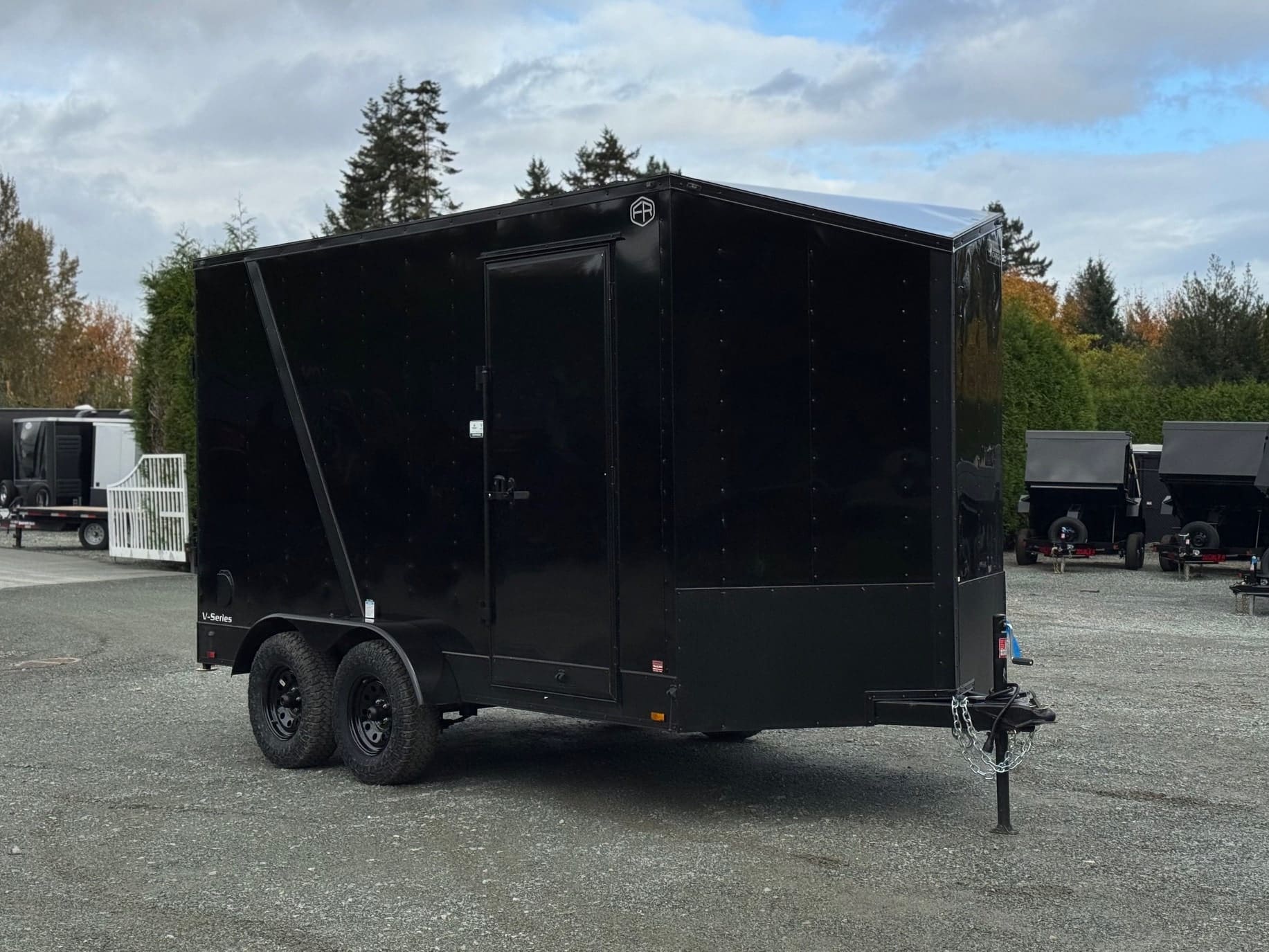 Package Ramping 7' X 14' Continental Cargo - V-Series w/ Off-Road SXS Package, Ramp ...