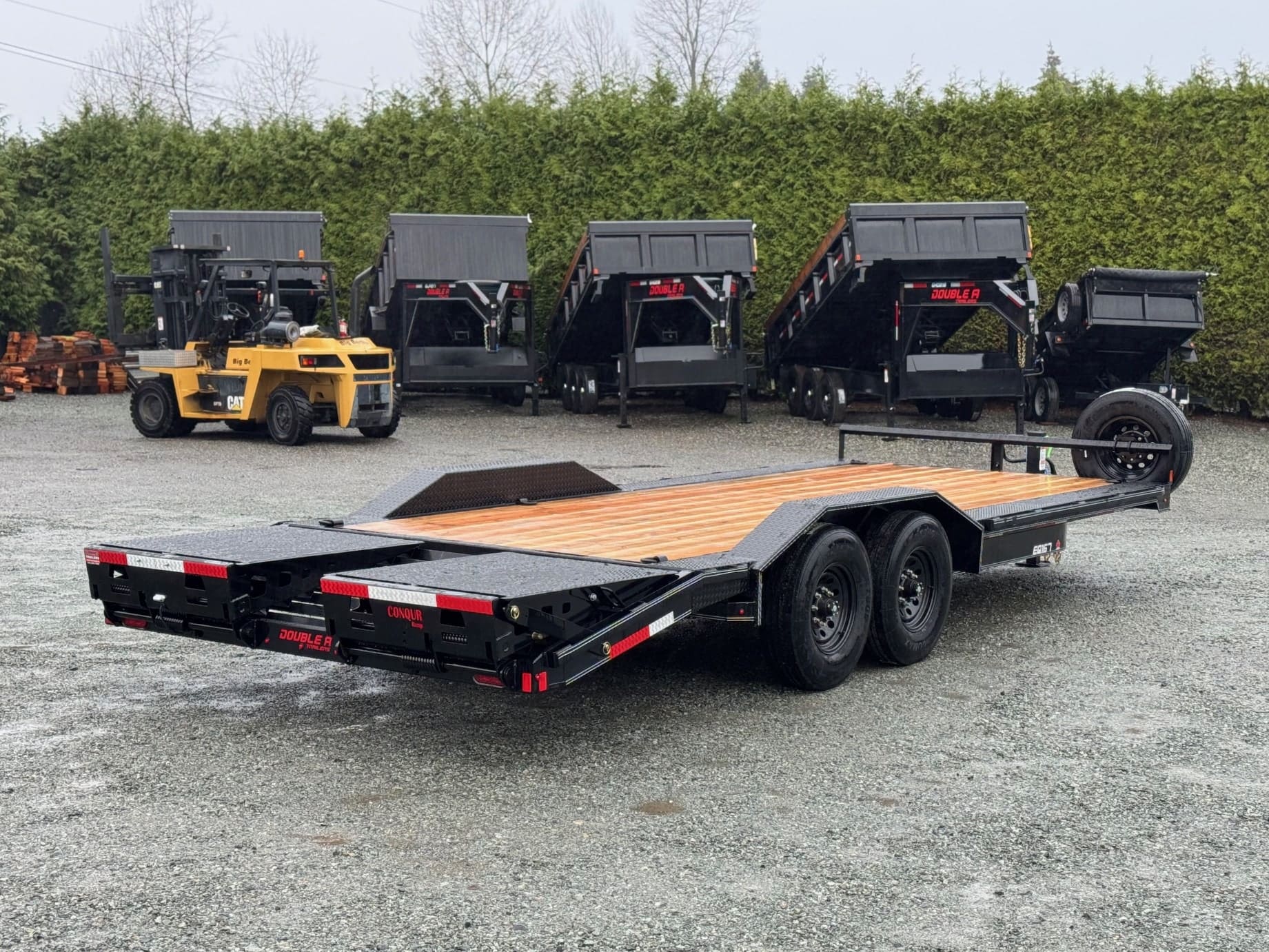 22' Double-A Equipment Trailer w/ Wide-Body Package, Drive-Over Fenders ...